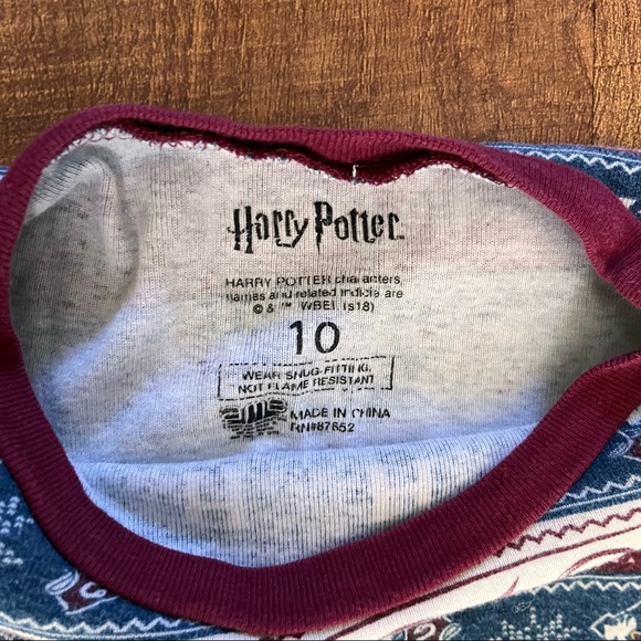 Harry Potter boys 2 piece pajama set long sleeves LS pants Sz 10 maroon blue - Picture 4 of 7